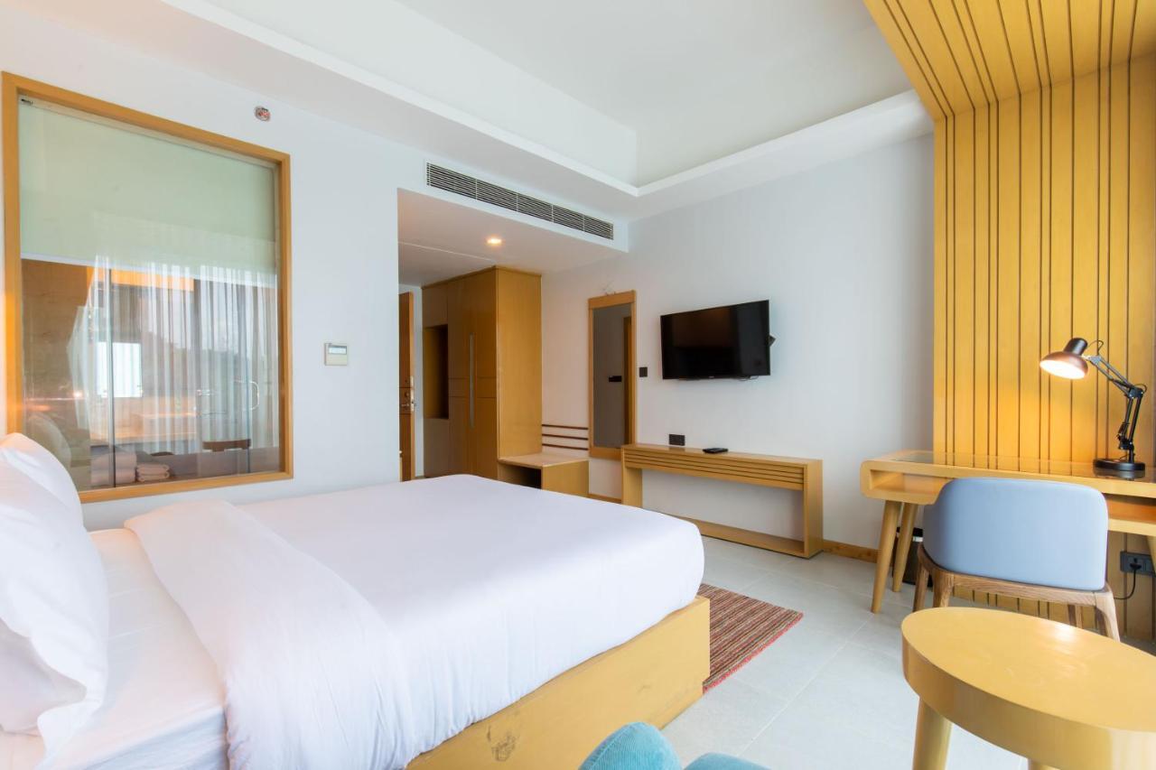 Hotel Siraichuli Chitwan Esterno foto