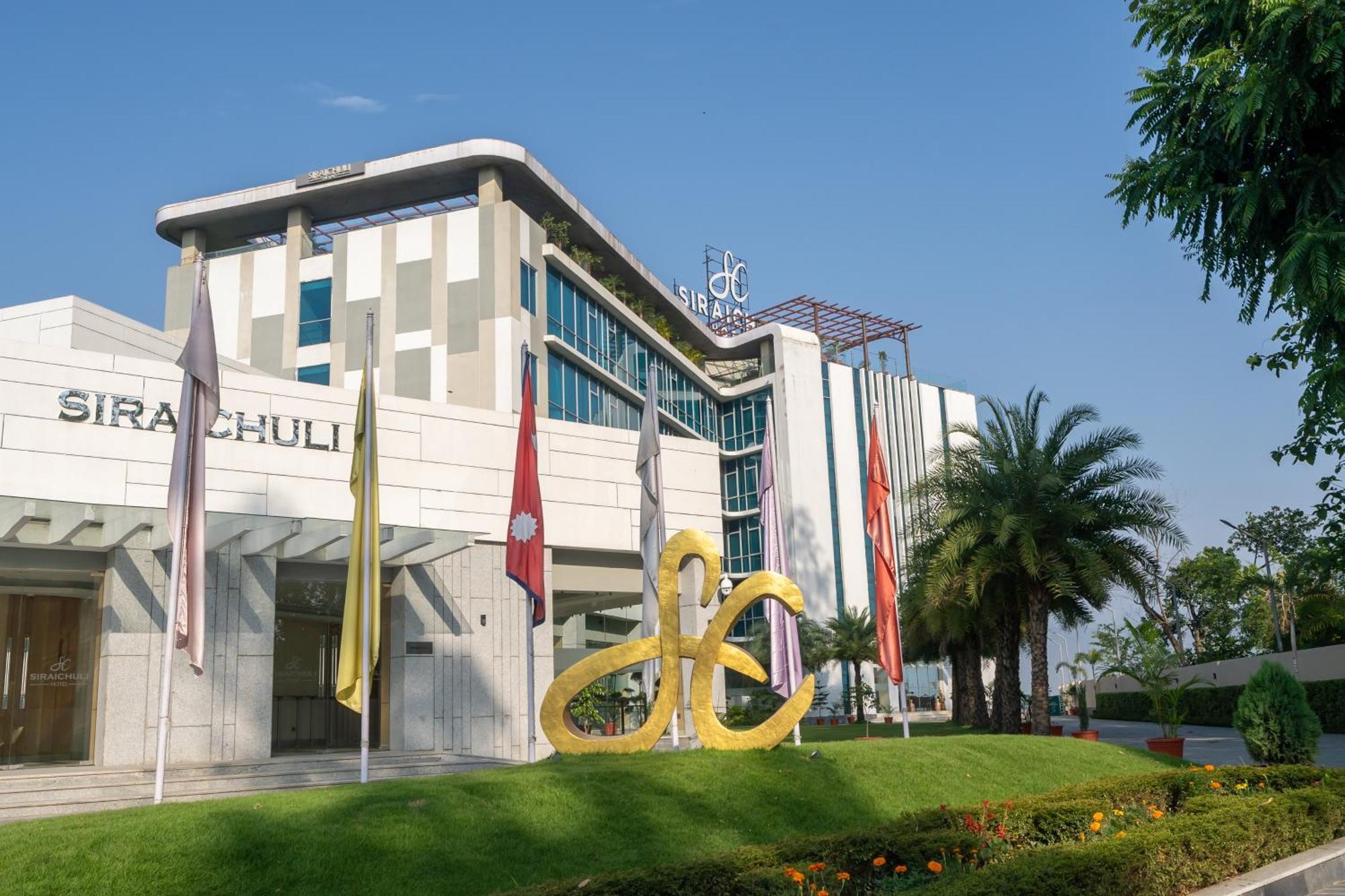 Hotel Siraichuli Chitwan Esterno foto